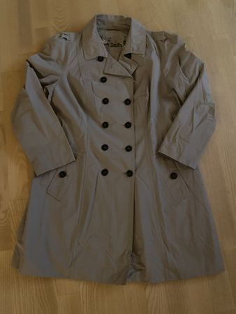 Betty Barclay Outdoor Übergangsjacke Gr. 44 beige