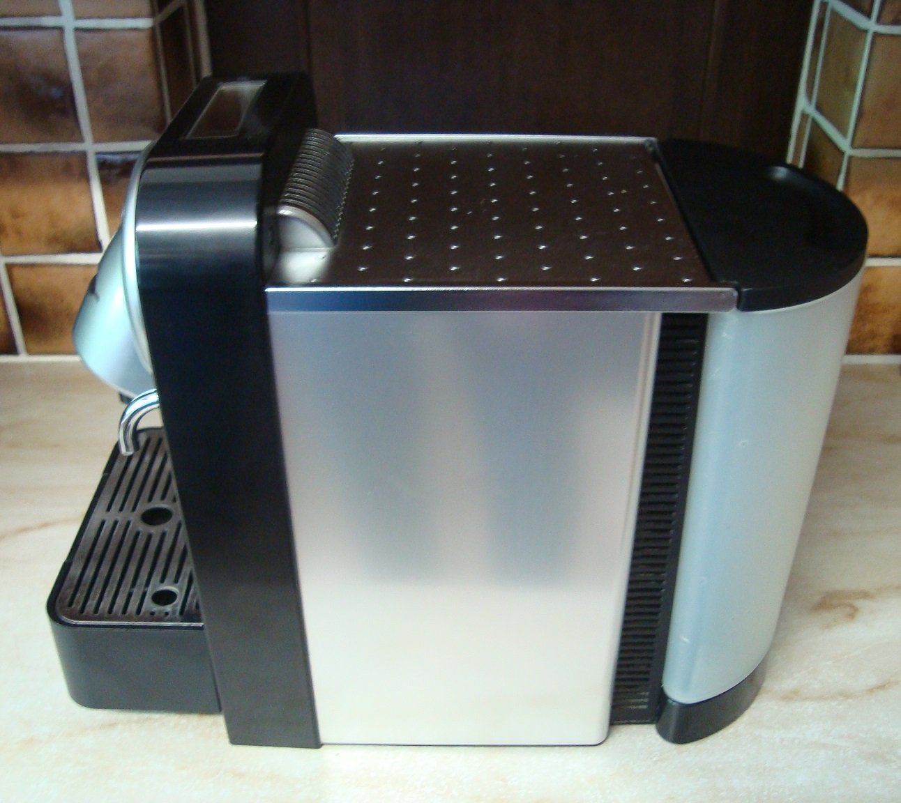 Macchine per caffè & Macchine per espresso: Nespresso Gemini CS 100 Pro – Usato da Jona venduto da Moster01 1