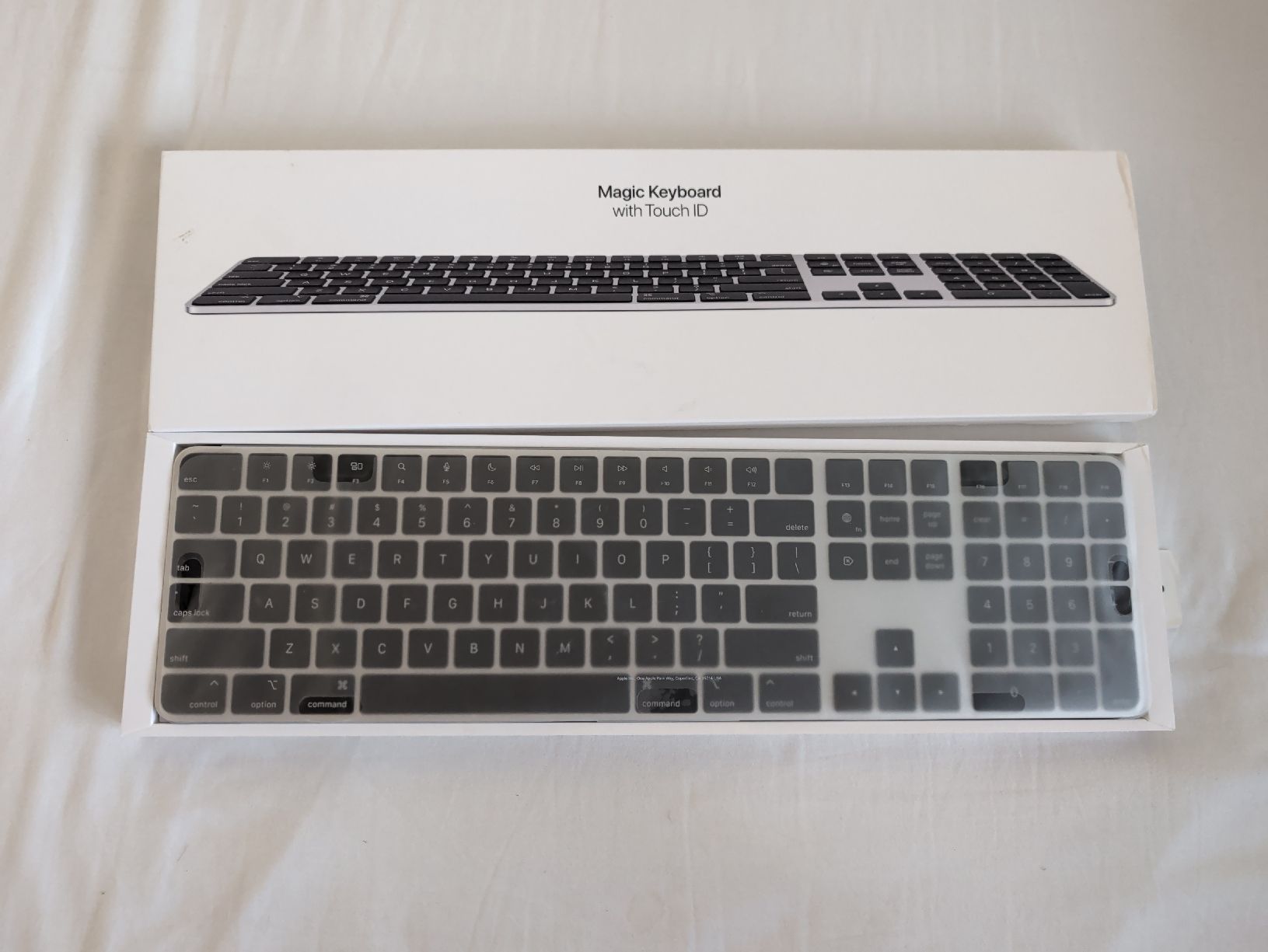 Apple Tastiere: Apple Magic Keyboard with Touch ID numeric keypad new – Nuovo (secondo la descrizione) da St-Sulpice VD venduto da eliemada 1