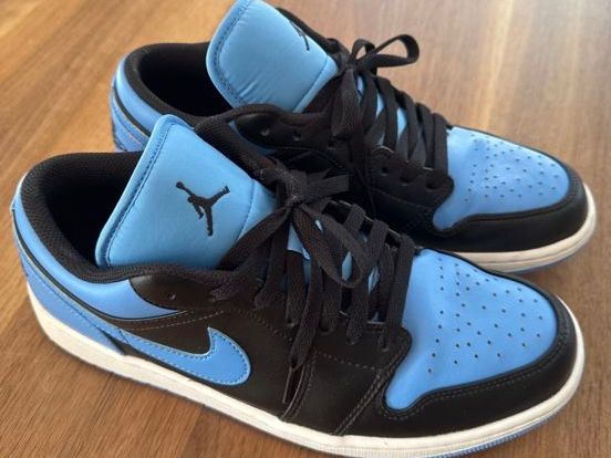 Jordan Scarpe da uomo: JORDAN SNEAKERS HELLBLAU-SCHWARZ Grösse 44 – Usato da Bonstetten venduto da Ckone1ch