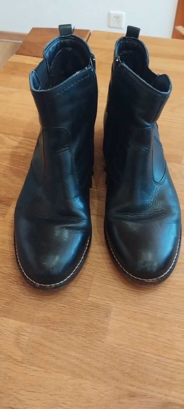 Damenschuhe: Damen Stiefel 39 TH Avenue – Gebraucht aus Mörel von MJoaoCosta