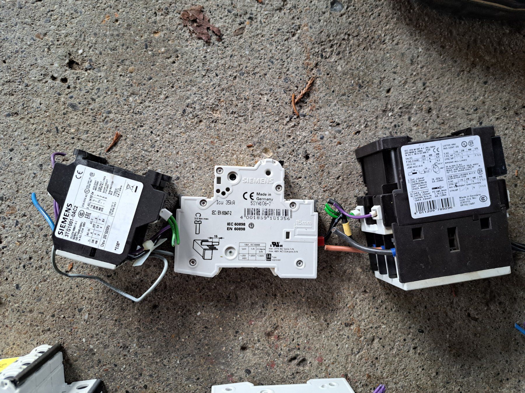Elektronikbauteile: diverses Elektro Material Schütz Hauptschalter Sicherung – Gebraucht aus Schafisheim von Parker30 1