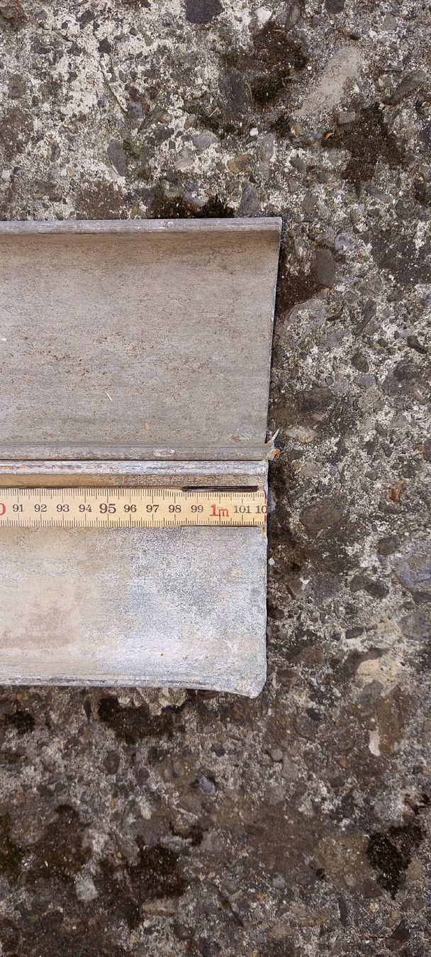 Profilati: Metallprofile U-Träger 1 Meter lang gebraucht – Usato da Seewen SZ venduto da Muhans 4