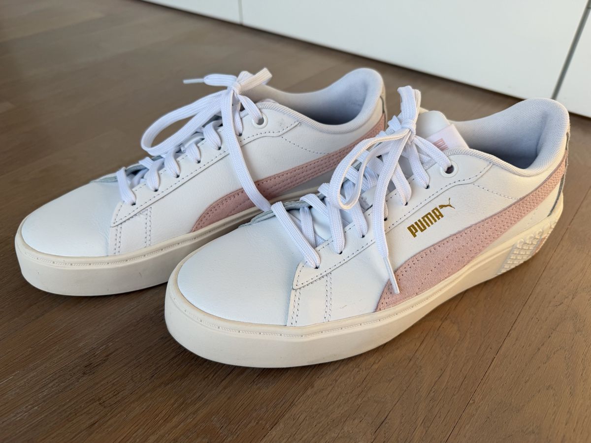 Puma Damenschuhe: Sneaker von Puma – Neu (gemäss Beschreibung) aus Ennetbaden von Evahungerb