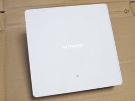 Sophos 1x APX530 2x APX320 kompatibel Sophos XGS und UTM