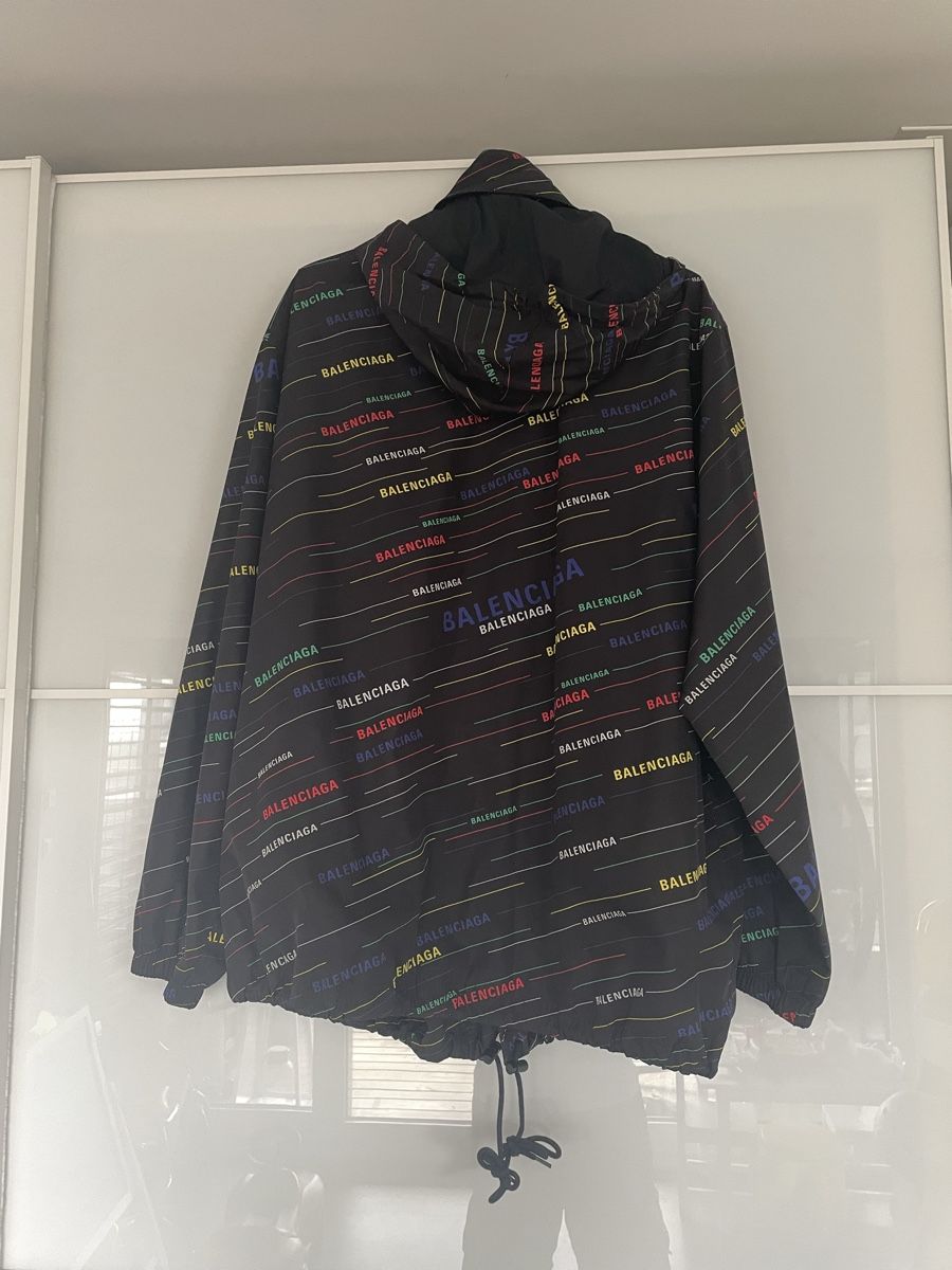 Balenciaga Giacche: Impermeabile Balenciaga – Nuovo (secondo la descrizione) da Zürich venduto da goo_g8wb 1