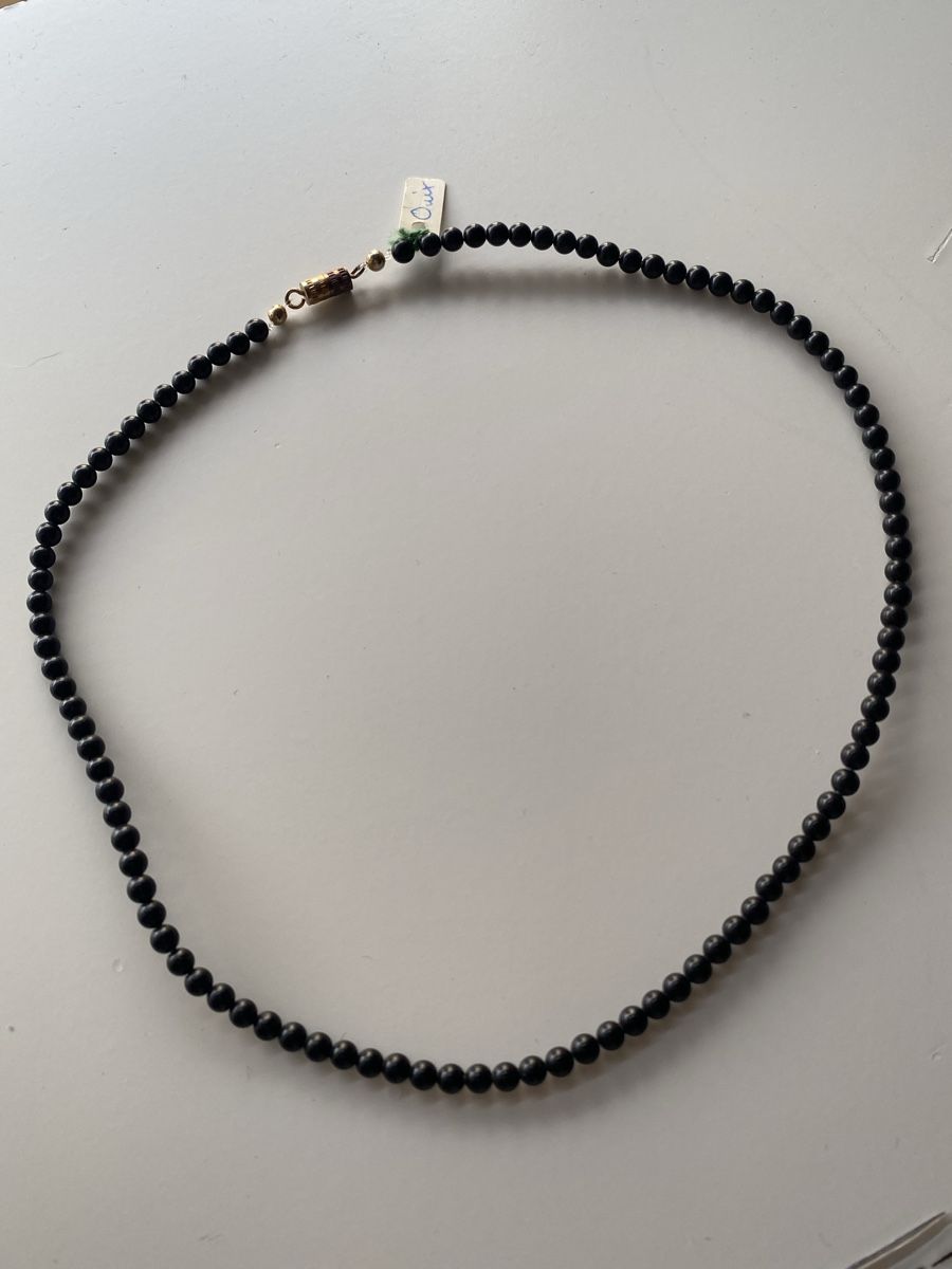Onyx Catenine: Onyx Halskette Vintage – Usato da Givisiez venduto da dor_xb9k 1