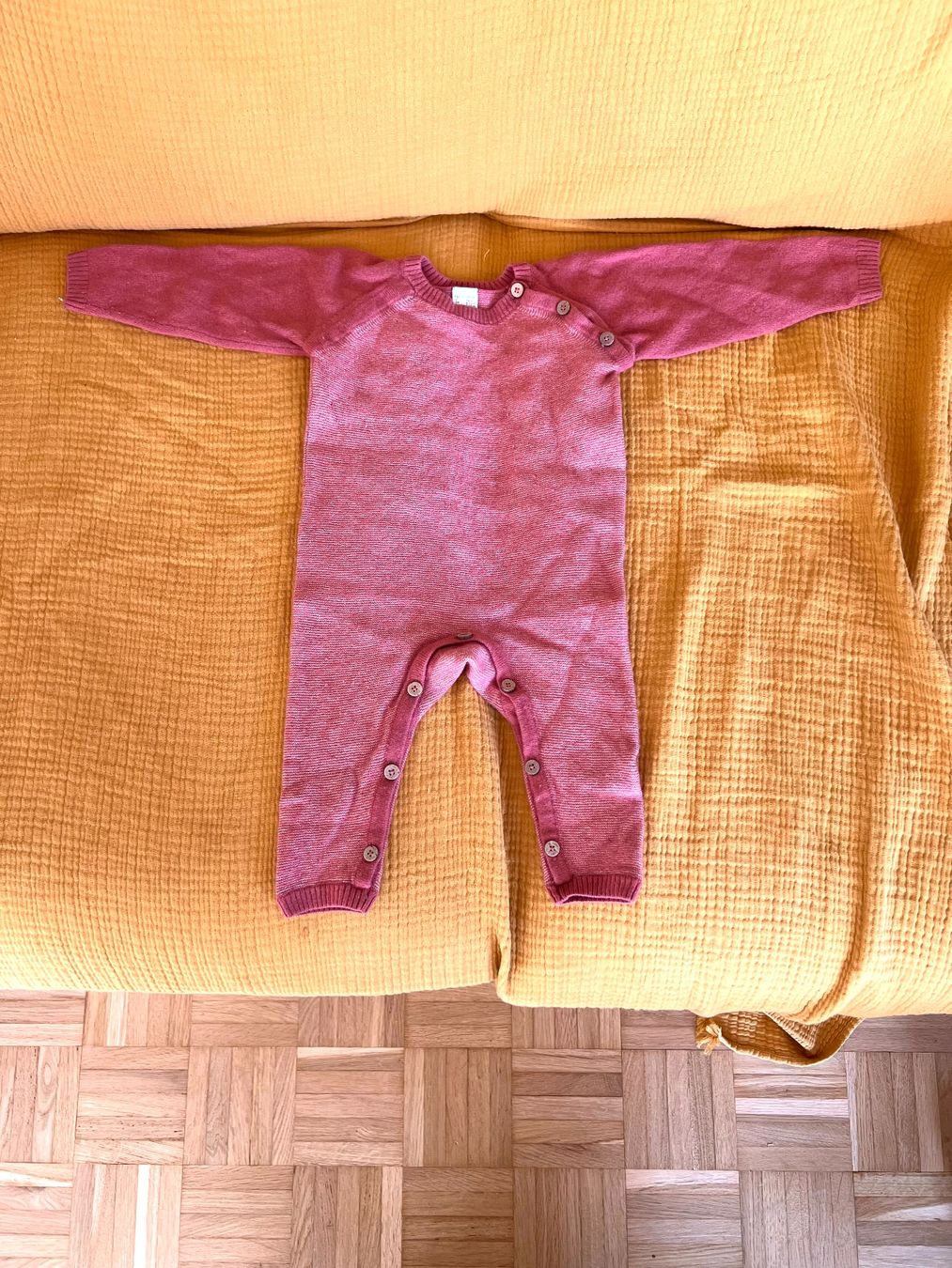 Completi: Hessnatur Wollstrampler mit Kaschmir – Usato da Zürich venduto da emmafuchs