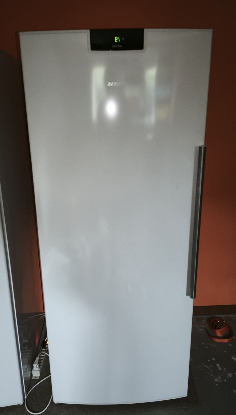 Siemens Congelatori: NoFrost A++ Tiefkühlschrank – Usato da Niederbipp venduto da donaldo11 2