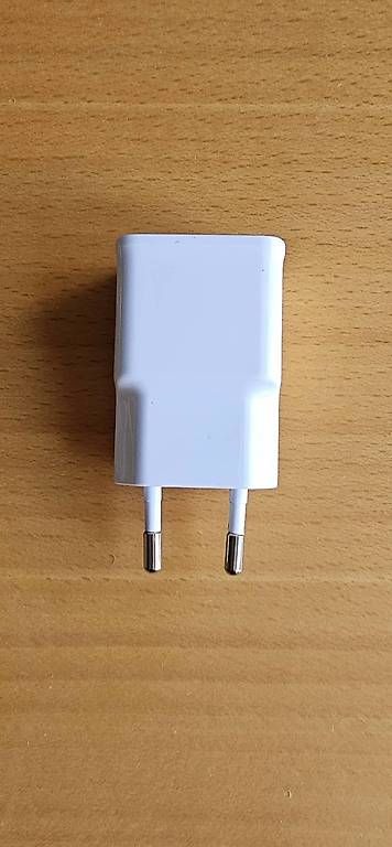 Chargements: Chargeur Samsung micro USB – D'occasion à Meyrin par April73 1