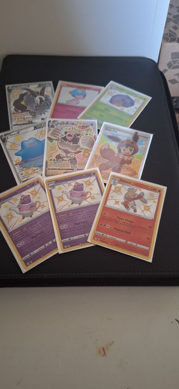 Pokémon Cartes à collectionner: Pokemon Shining Fates Bundle – Neuf (Voir description) à Riehen par rah_rr6c
