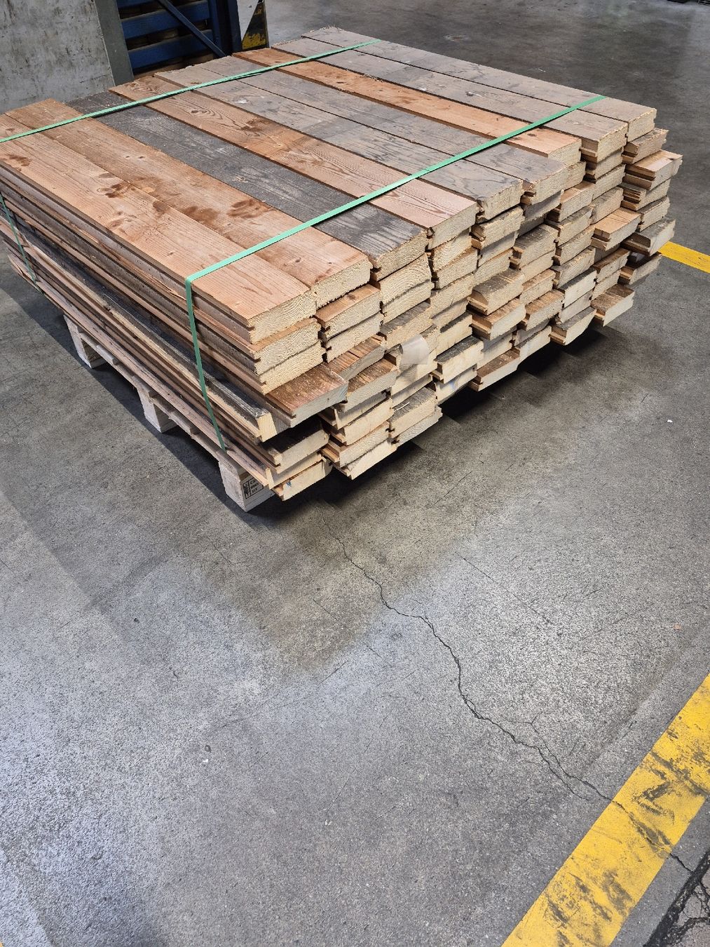 Articoli in legno: Brennholz – Usato da Teufenthal AG venduto da ChT.