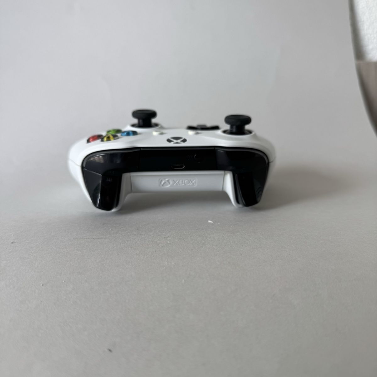 Controller: Original Xbox One Wireless Controller (Modell 1708, Bluetoot – Nuovo (secondo la descrizione) da Rümlang venduto da vla_9g7d 2