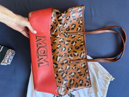 MCM Tasche vintage mit dickem leder nicht so wie die neuen