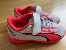 Puma Hallenschuhe X-Speedportal, Gr. 32, Top Zustand!