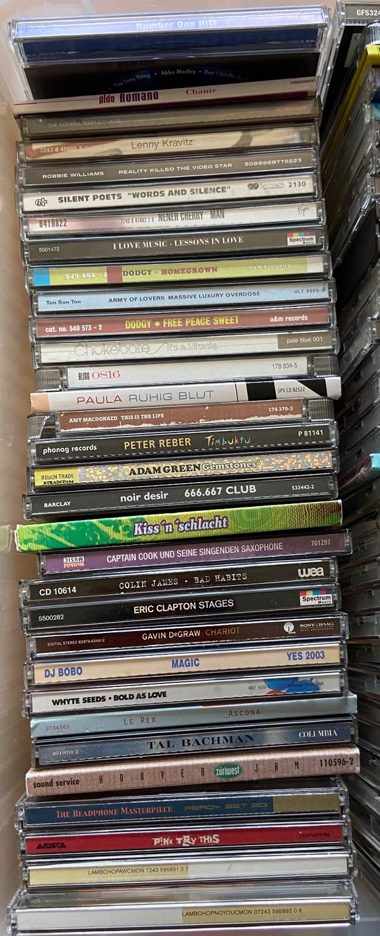 CD: Grosse CD-Sammlung Pop/Rock – Usato da Luzern venduto da Lycka 3