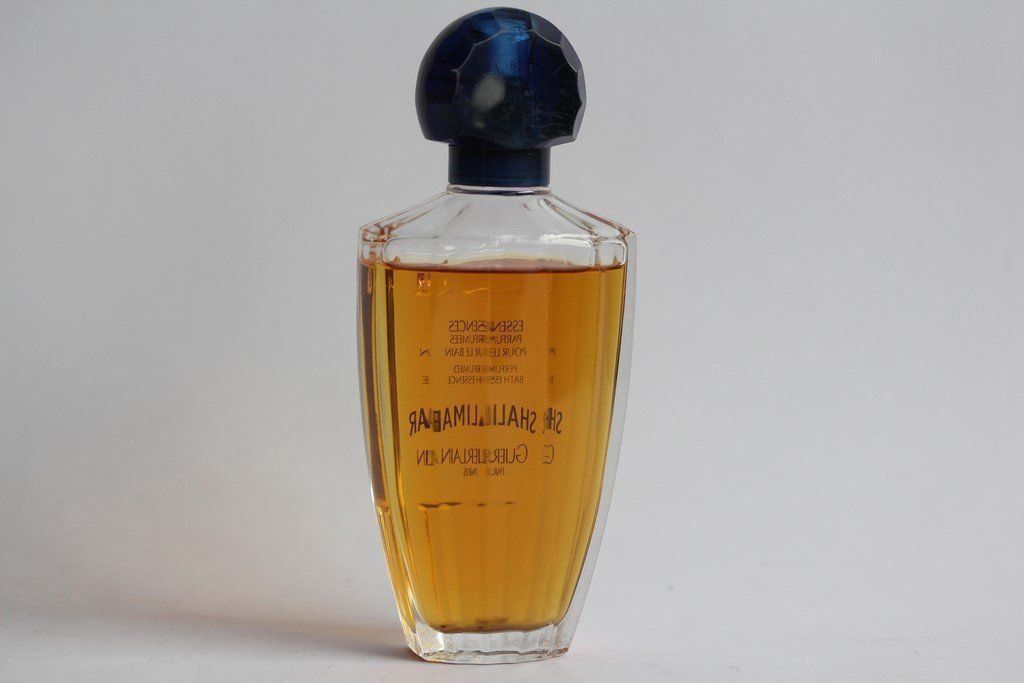 Guerlain Profumi & Eau de Toilette: GUERLAIN Parfum bain Shalimar – Usato da Vandoeuvres venduto da Dom-Tom 1