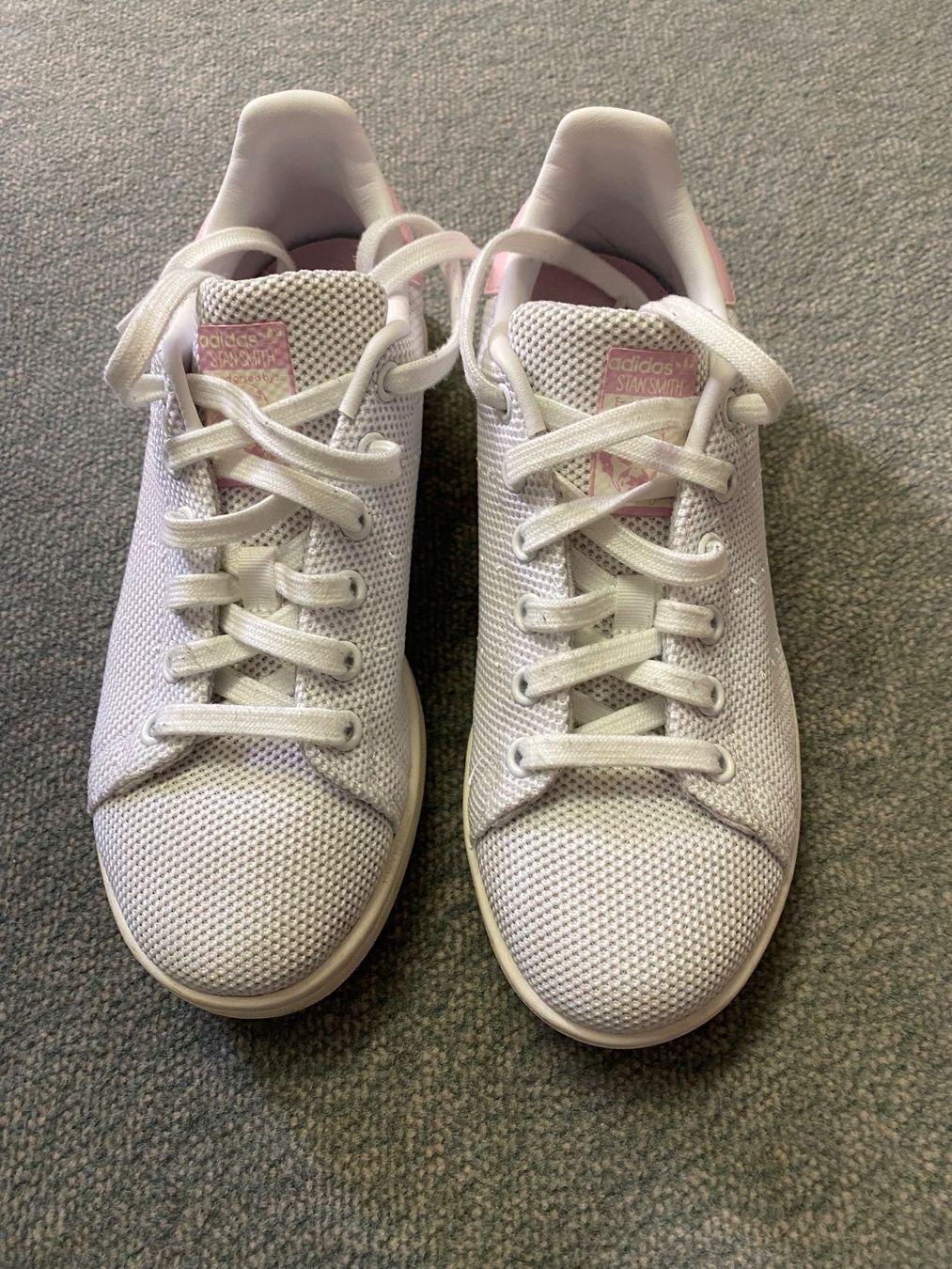 Adidas Herrenschuhe: Adidas Stan Smith Sneaker weiss rosa – Gebraucht aus Münchwilen TG von wisomaroma