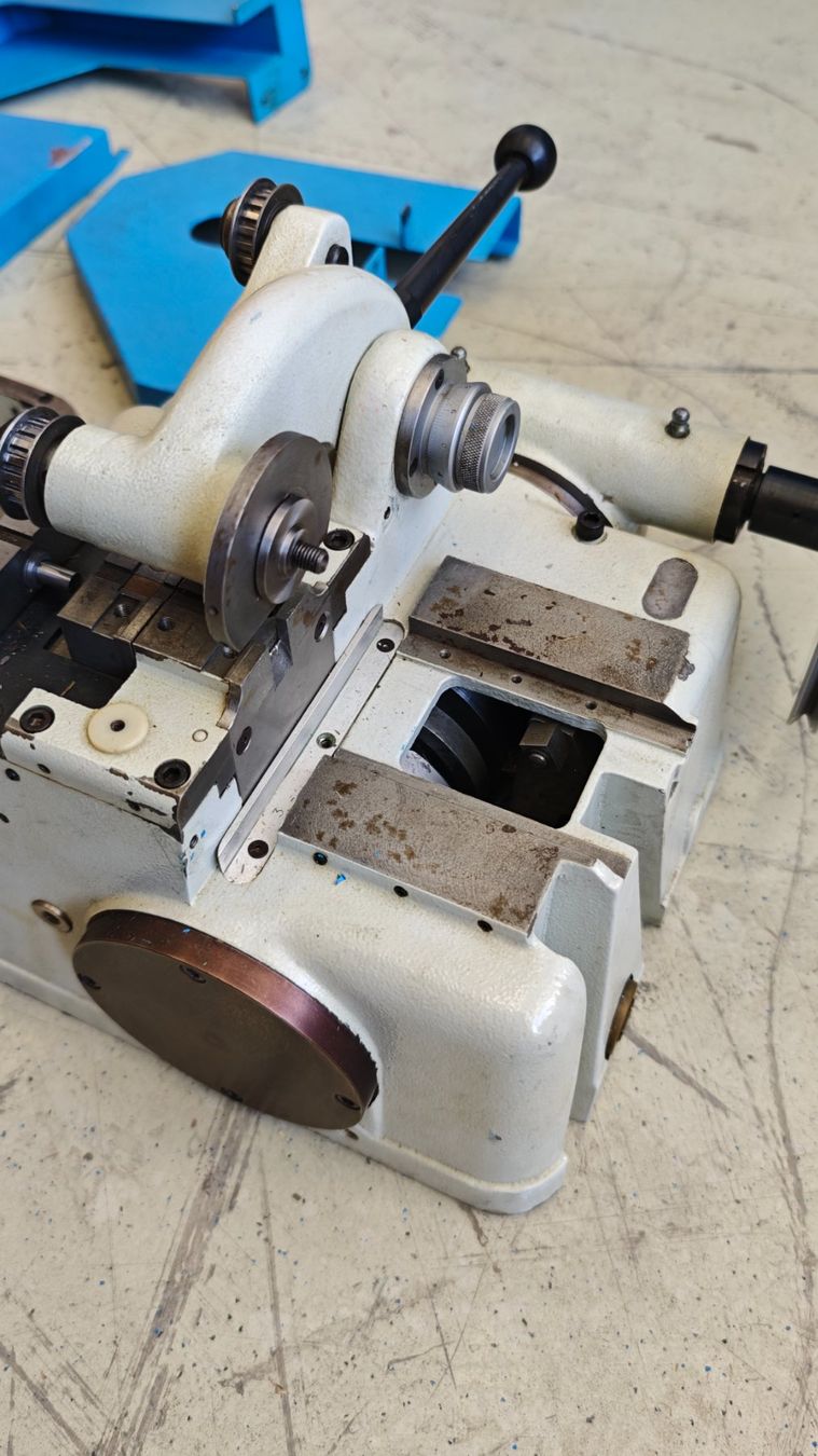 Alle Maschinen: Machine GREUB – Gebraucht aus Ste-Croix von CAP14_SARL