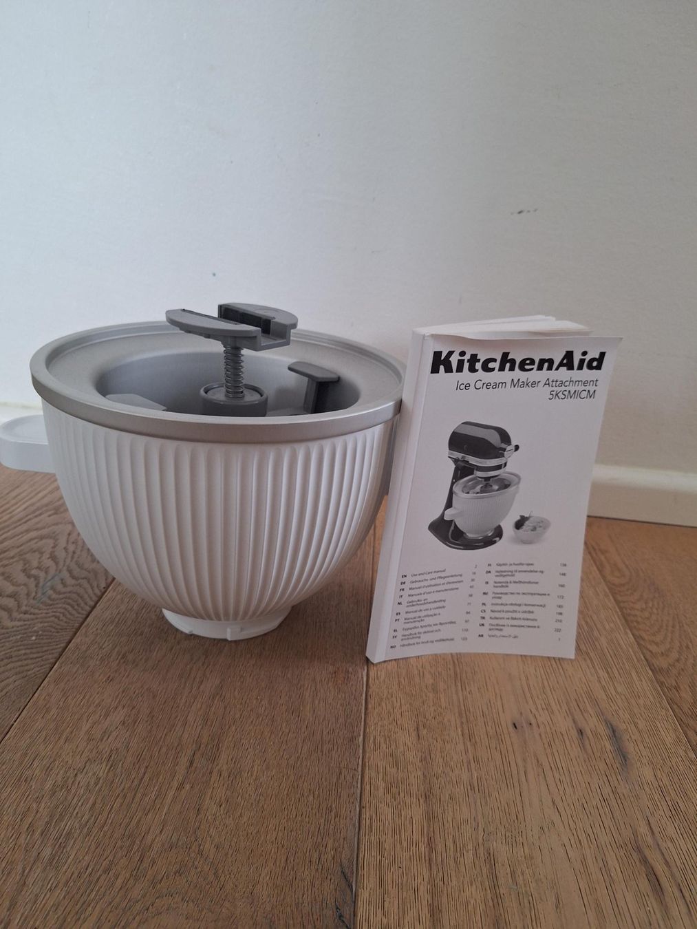 Elettrodomestici da cucina: Neuer Kitchen Aid Eis Cream Maker – Nuovo (secondo la descrizione) da Thayngen venduto da Lovely_Family
