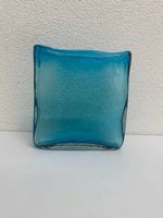 Glasvase mit blauem Farbverlauf im Muranostil