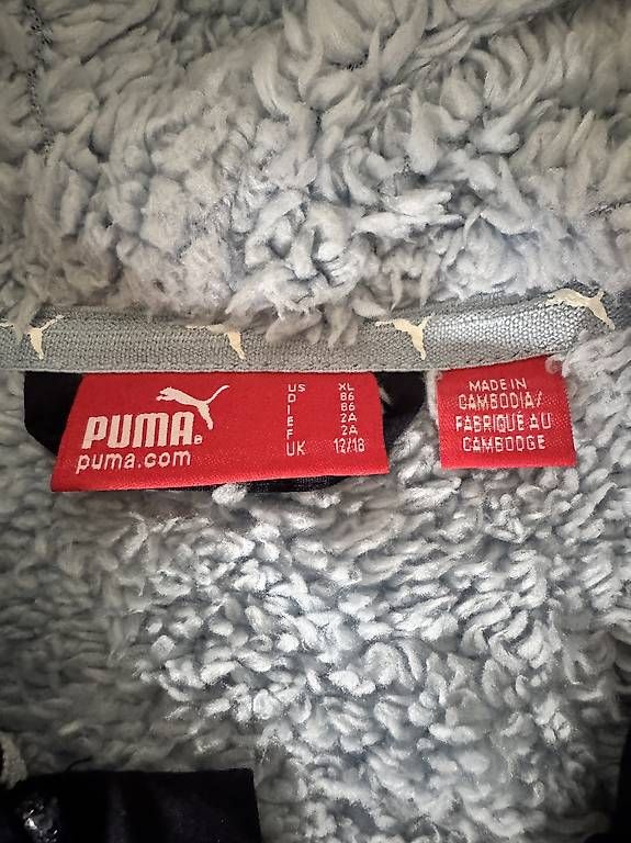 Puma Jacken & Mäntel: Veste puma taille 86 – Gebraucht aus Onex von Olinini 1