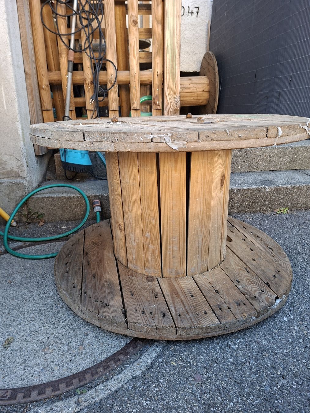 Articles en bois: Holz Bobine – D'occasion à Oberhasli par Cortina