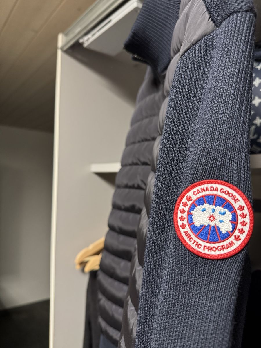 Canada Goose Jacken: Canada Goose Cardigan Blau – Neu (gemäss Beschreibung) aus Spiez von vvo_627h 2