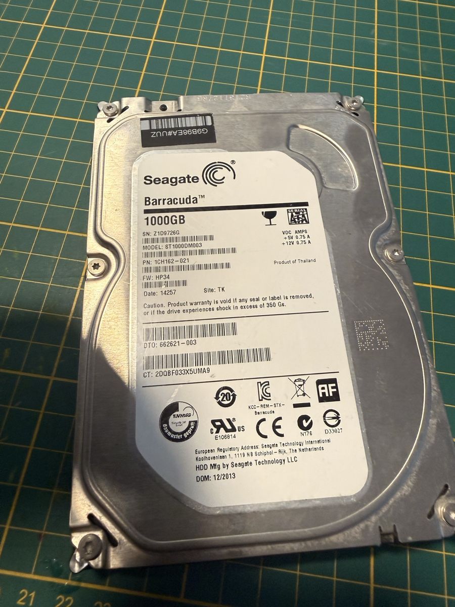Seagate Harddisks: Disque dur HDD Seagate Barracuda 1000 Go – Defekt aus Domdidier von DevilTek 3