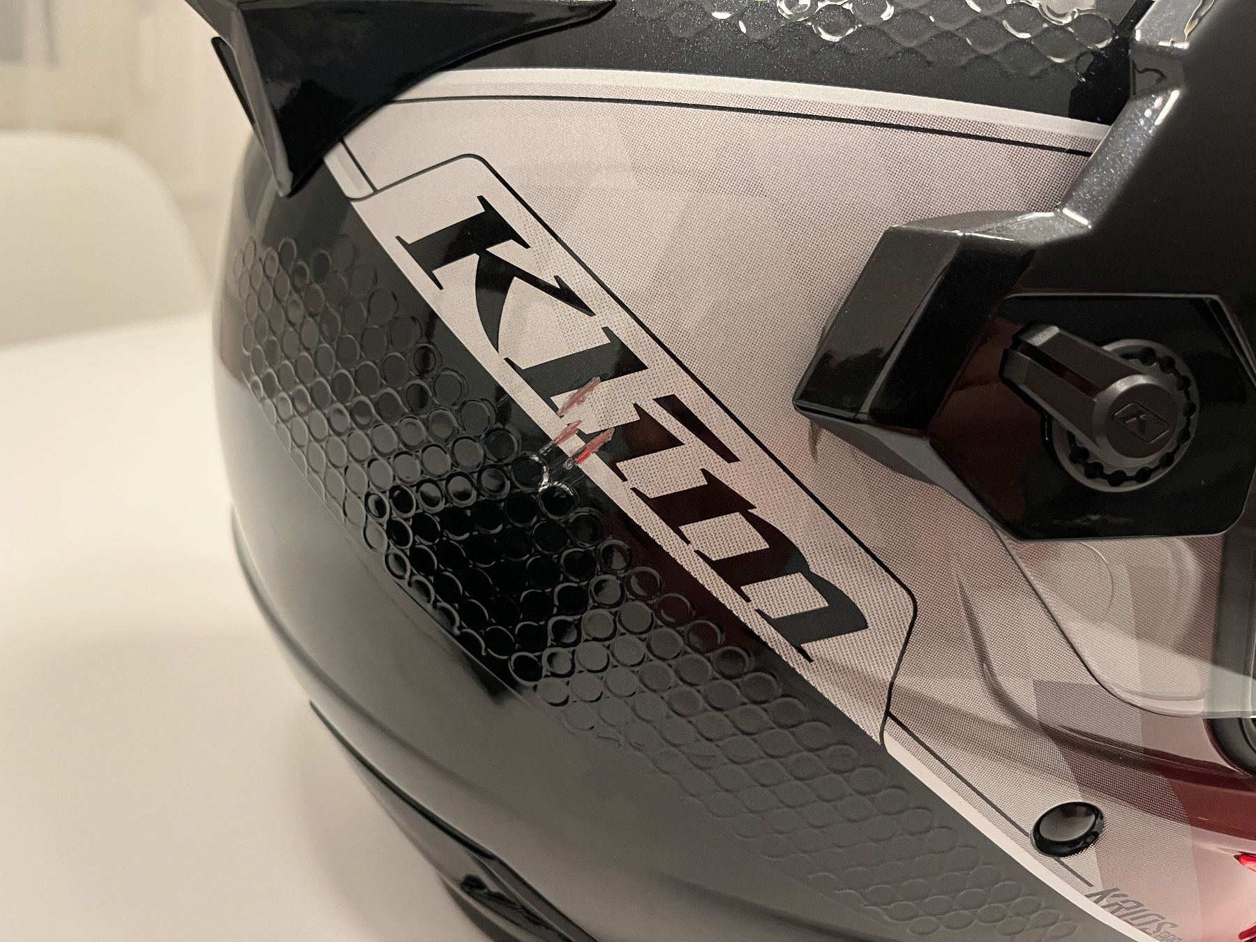 Klim Caschi & visiere: Klim Krios Pro Helm schwarz rot Grösse L – Usato da Uster venduto da hsh9 3