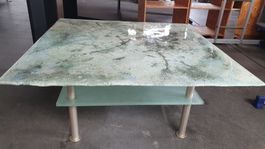 Tisch mit Glasplatte und Untergestell Metall-Glas