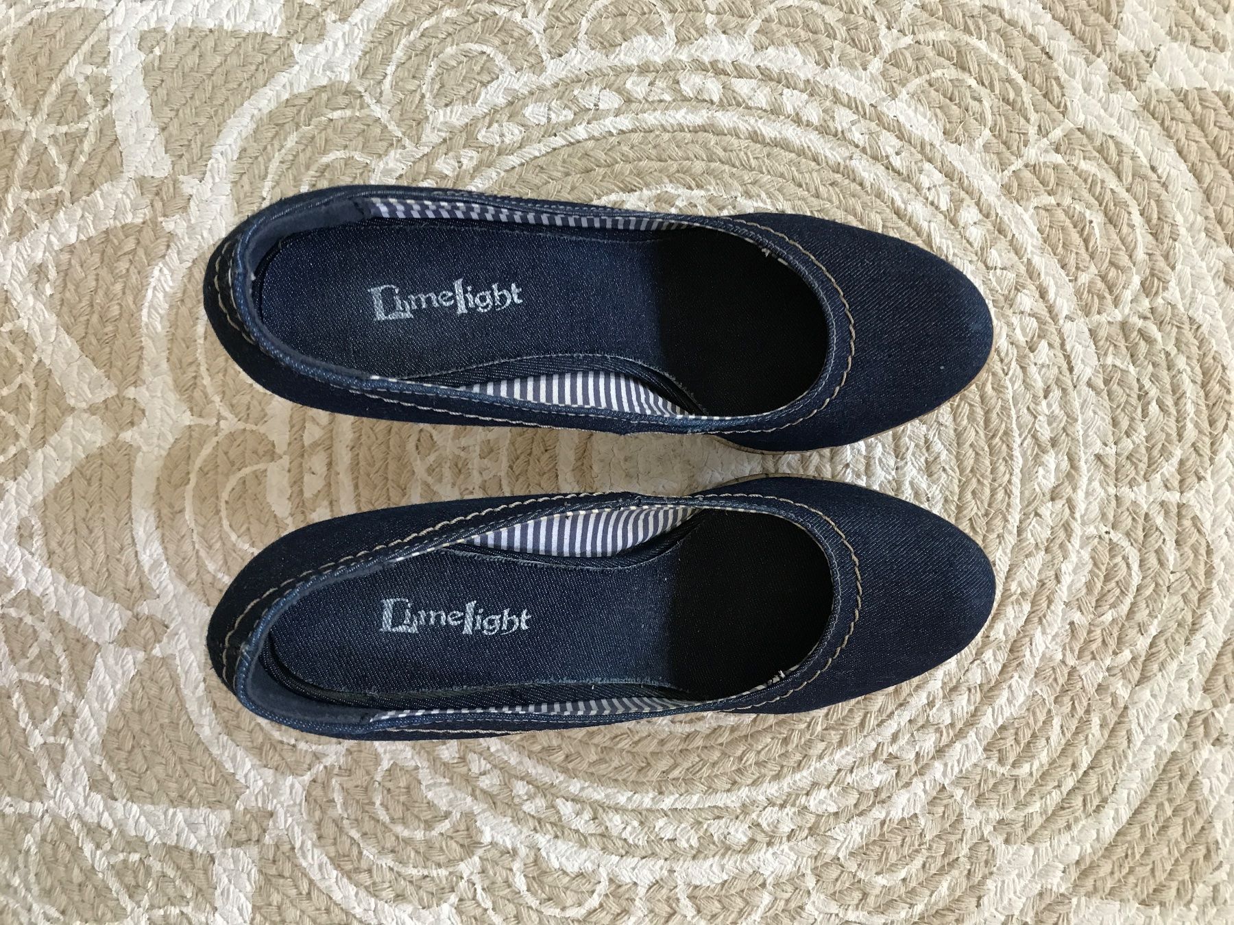 Damenschuhe: Pumps – Gebraucht aus Udligenswil von Lilienfarbe 3