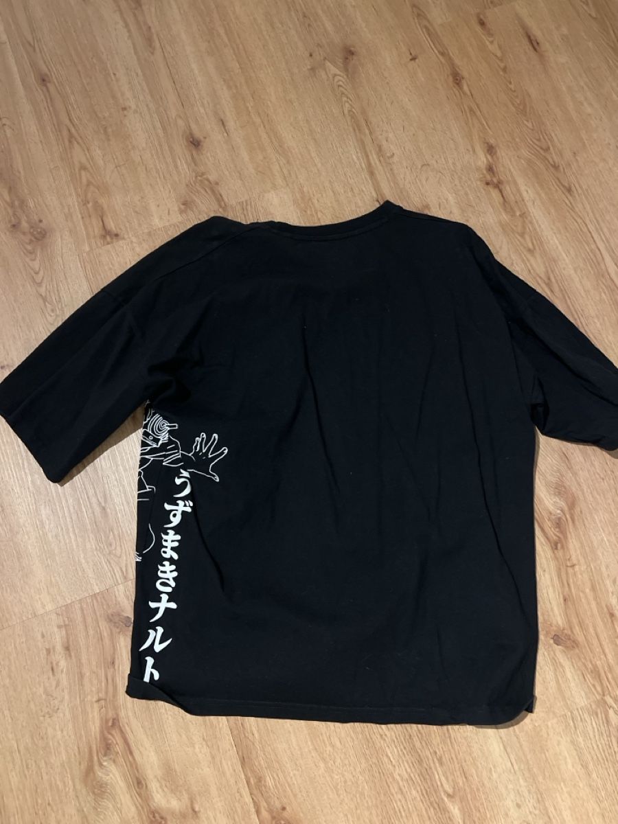 Pull&Bear T-shirt: Pull&Bear T-Shirt Naruto schwarz Grösse M  – Usato da Olten venduto da isaschmid11 1