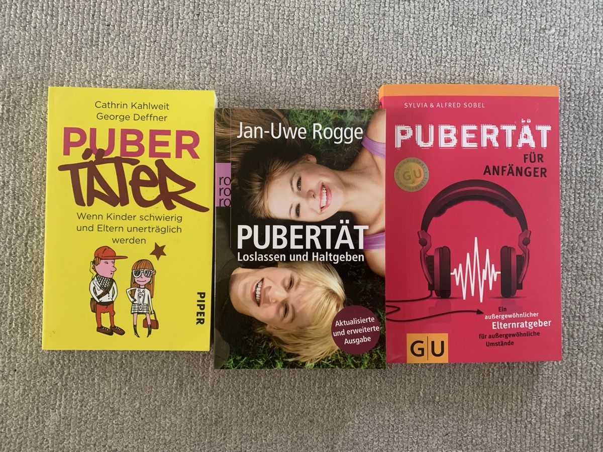 Livres: 3 Bücher über Pubertät – D'occasion à Greifensee par Cafemara
