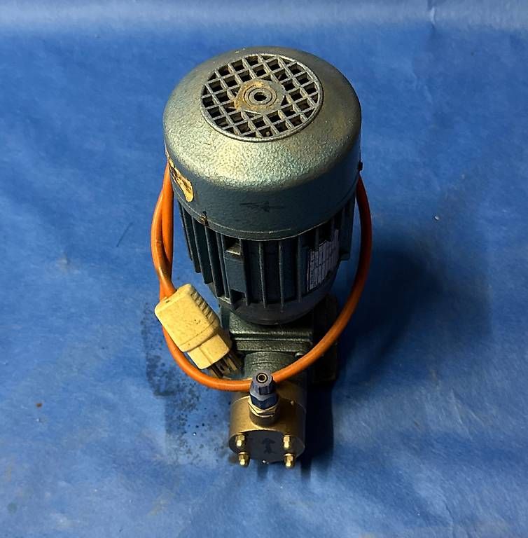 Pumpen & Teile: Hydraulische pumpe – Gebraucht aus Horgen von mel_cn8v 1