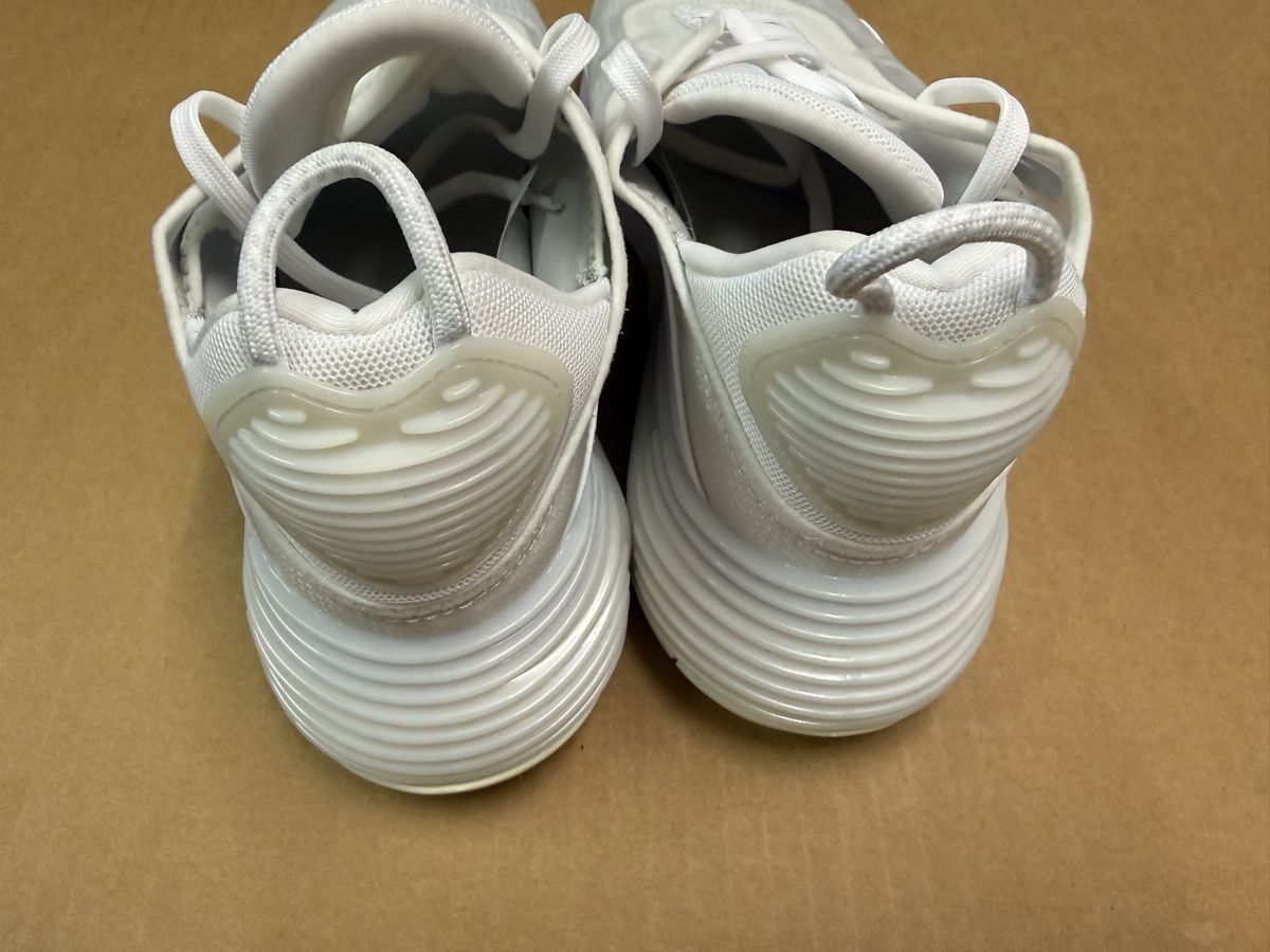 Nike Scarpe da uomo: Nike Air Max 2090 Weiss Grösse 41 – Nuovo (secondo la descrizione) da Zürich venduto da daki81 1