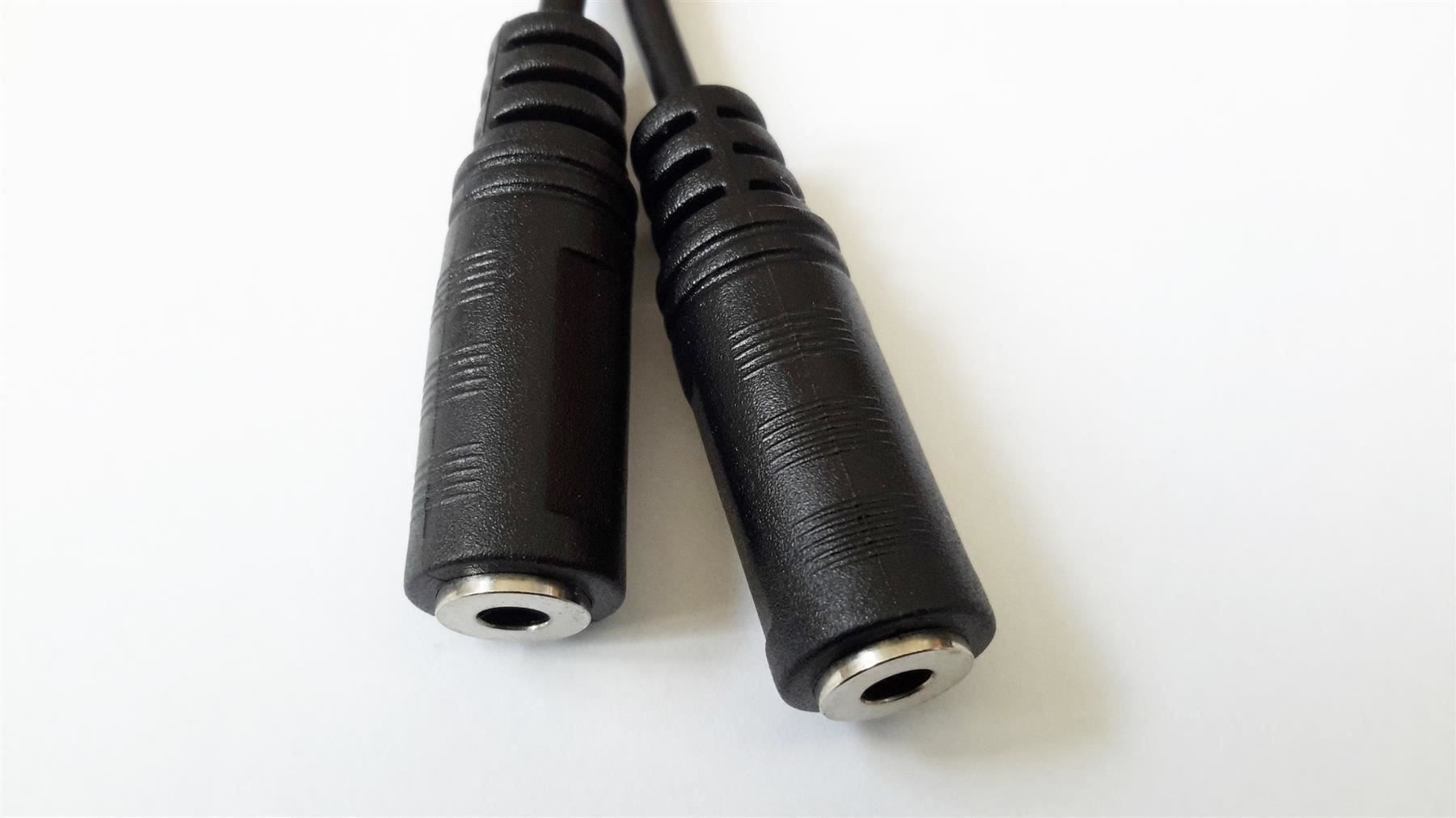 Kabel: Audiokabel 3.5 mm Stecker 2x Buchse 0.2m – Neu und originalverpackt aus St. Gallen von cointec 3