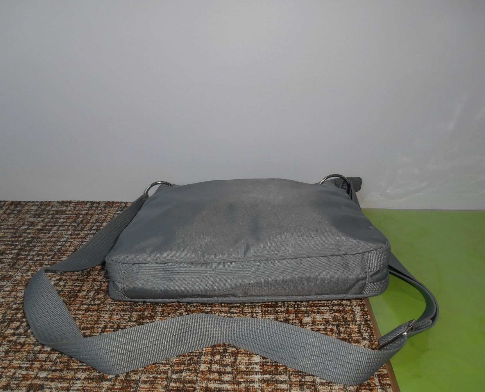 Bogner Borse da donna: Bogner Umhängetasche in grau – Usato da Basel venduto da Birs868 4