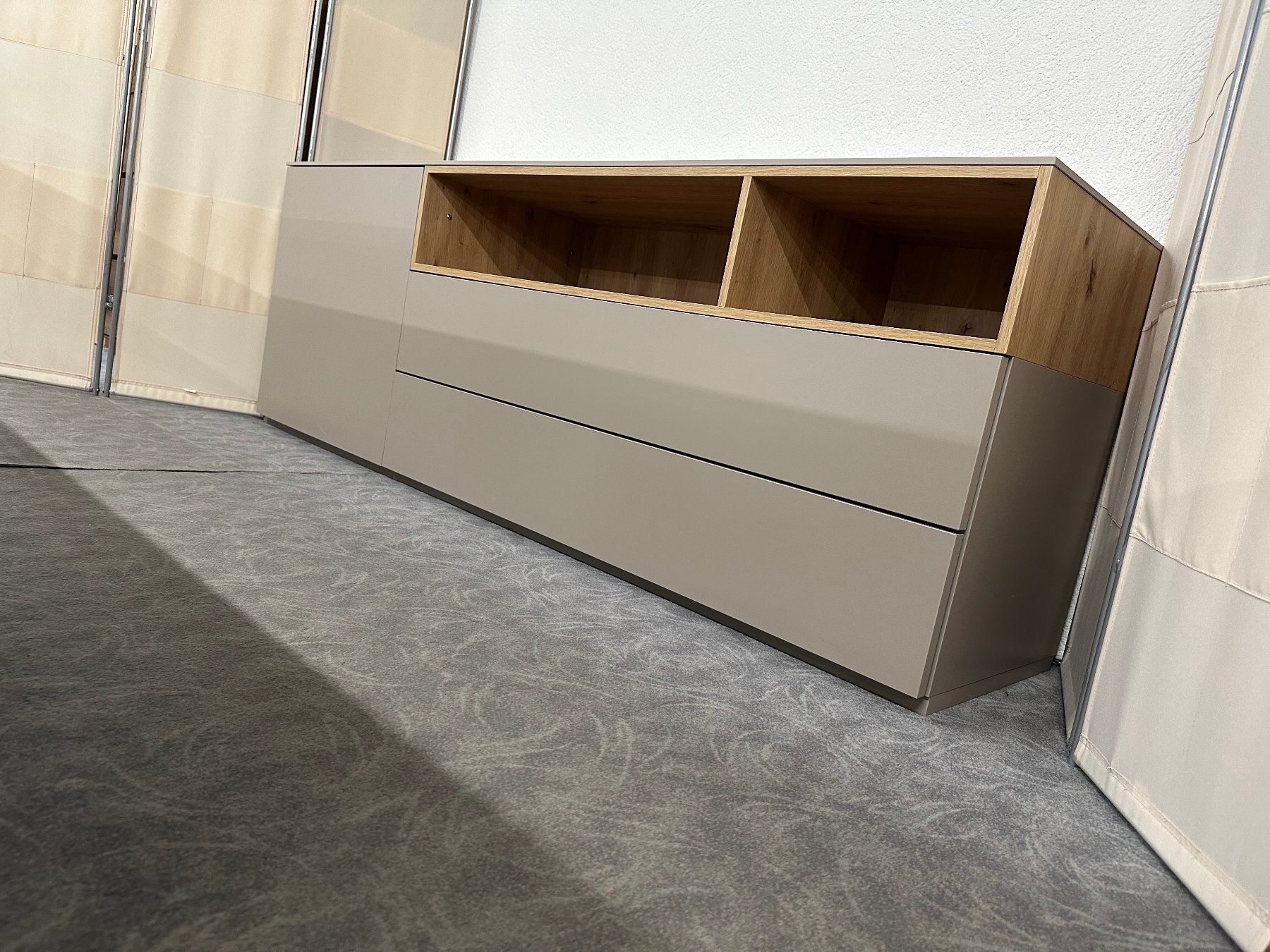TV Möbel: Sideboard Lowboard SETUP Eiche 173 x 61 cm Swiss Made – Neu (gemäss Beschreibung) aus Unterentfelden von moebelrufli 2