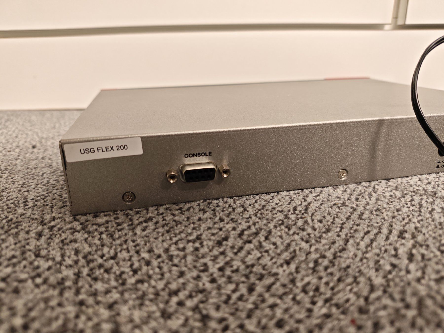 Zyxel Firewall: Zywall USG Flex 200 – Usato da Zürich venduto da initfour 1