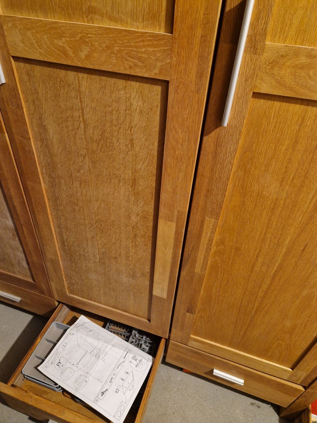 Jysk Armadi: Jysk Schrank, Holz, new oak – Usato da Metzerlen venduto da SS01 3