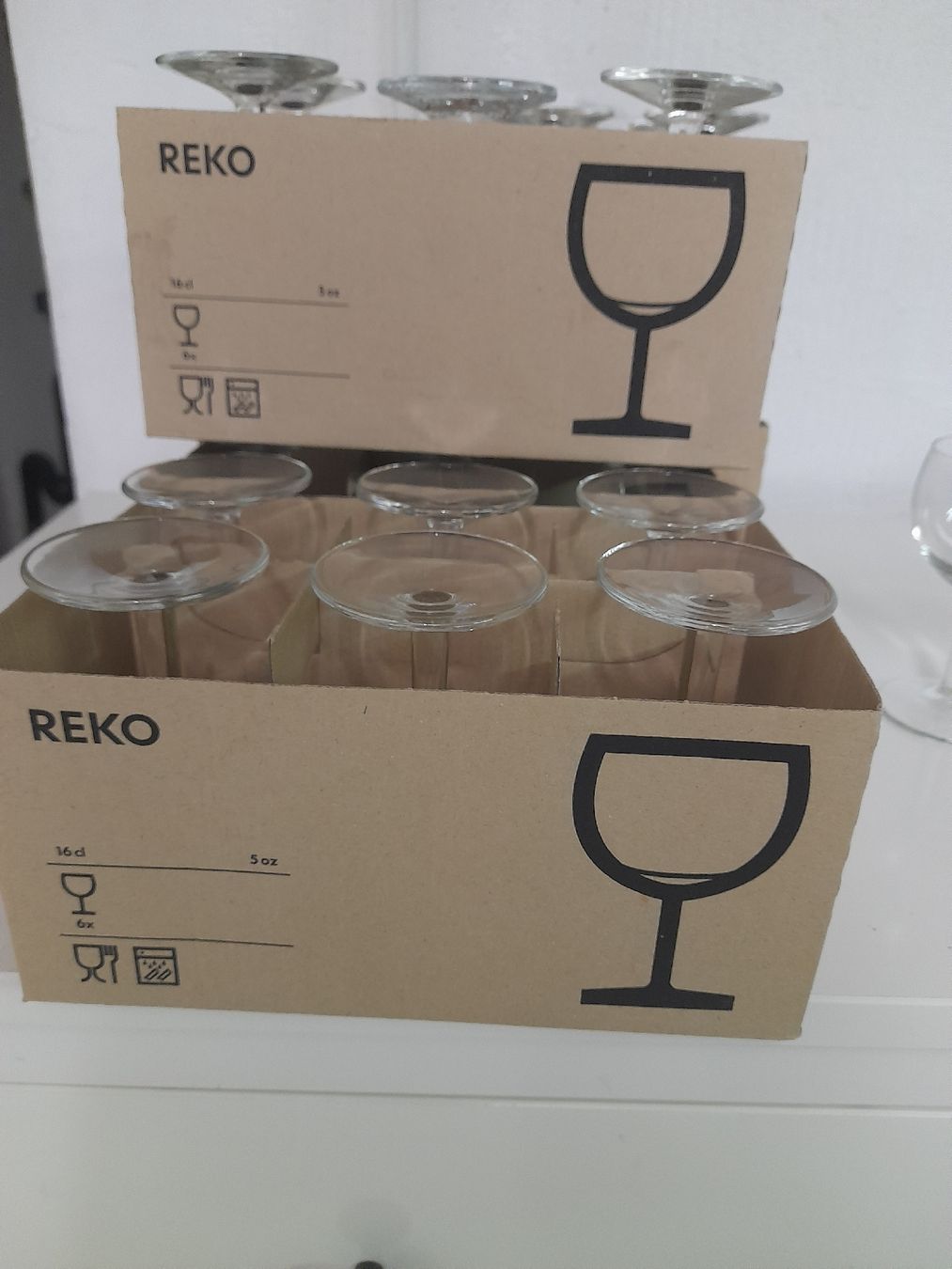 Bicchieri: 34x wein glass – Usato da Glattbrugg venduto da B_B 1