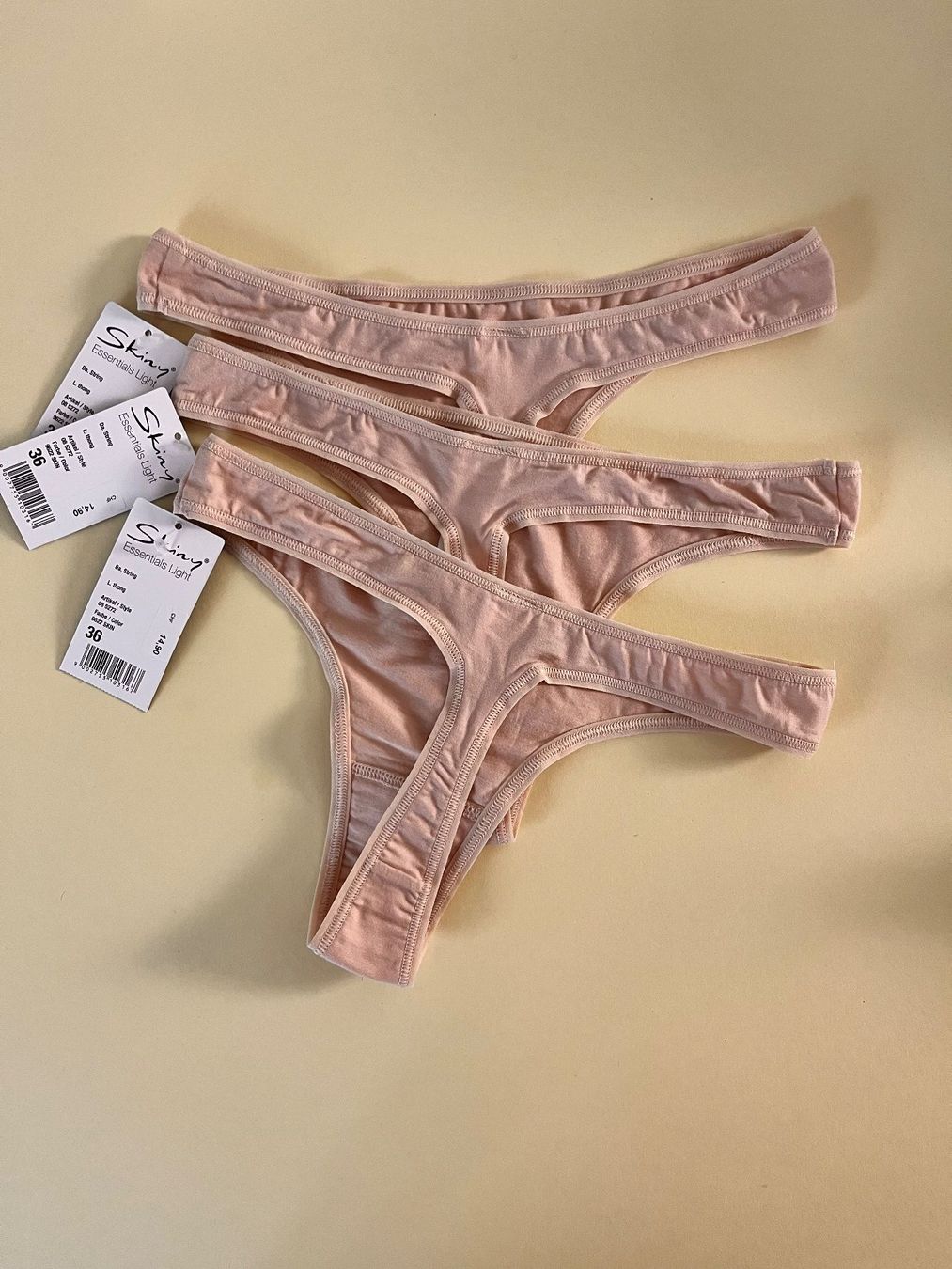 Autres dessous: SKINY, Essentials Light, String, Grösse. 36 (S), 3 Stück – Neuf avec emballage d'origine à Rudolfstetten par gst_g7xl 3
