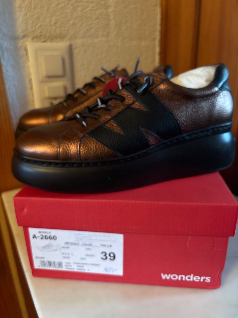 Scarpe da donna: Wonders - Wild I Glow - oro negro - 36 – Nuovo e nell'imballaggio originale da Besenbüren venduto da teluride89