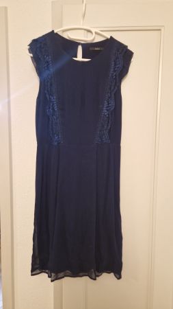 Robe d'été bleu marine SET, taille 36, très bon état