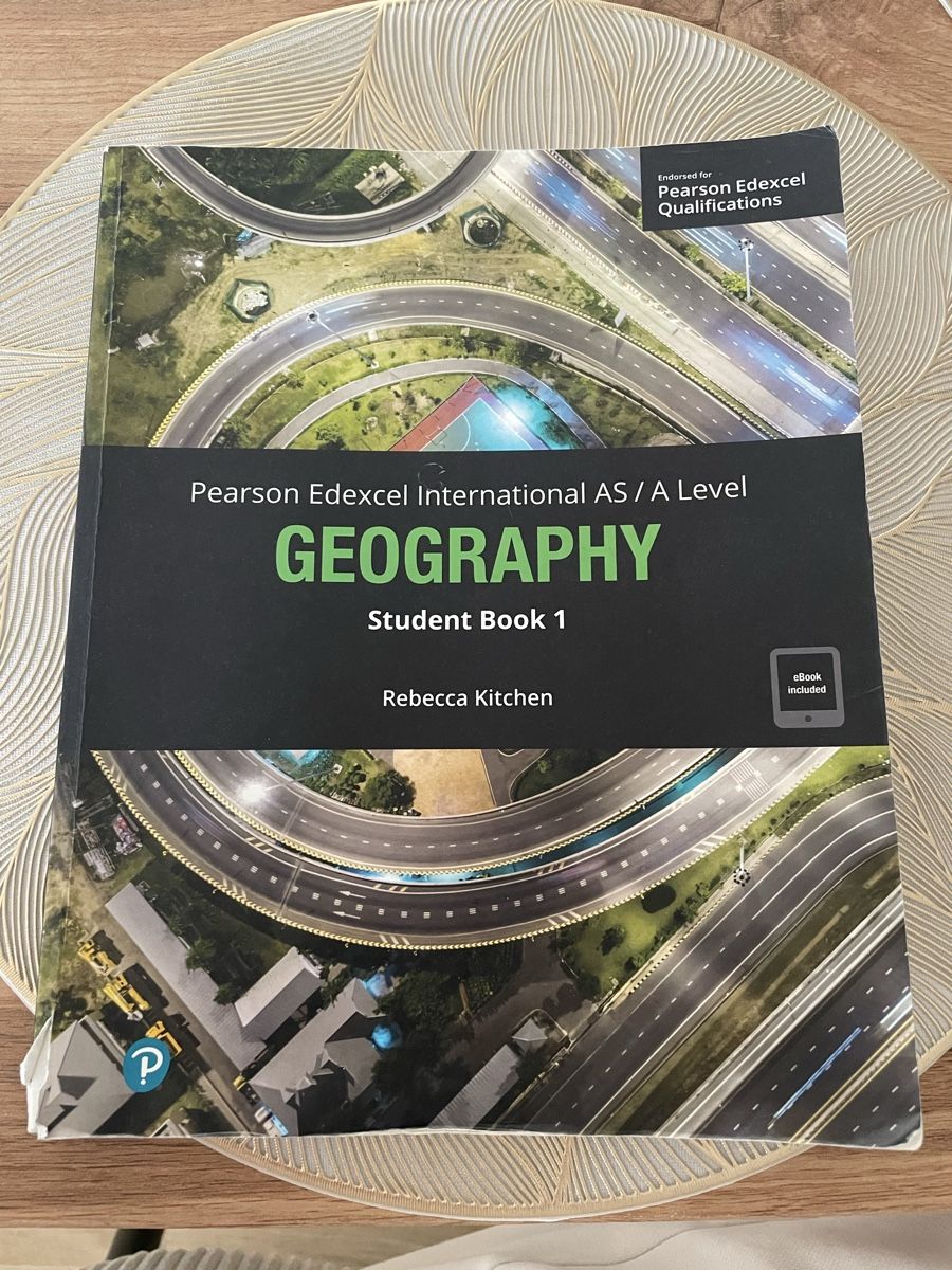 Bücher: Pearson Edexcel Geografie Student Book 1 - A Level – Gebraucht aus Dierikon von fri_djn6
