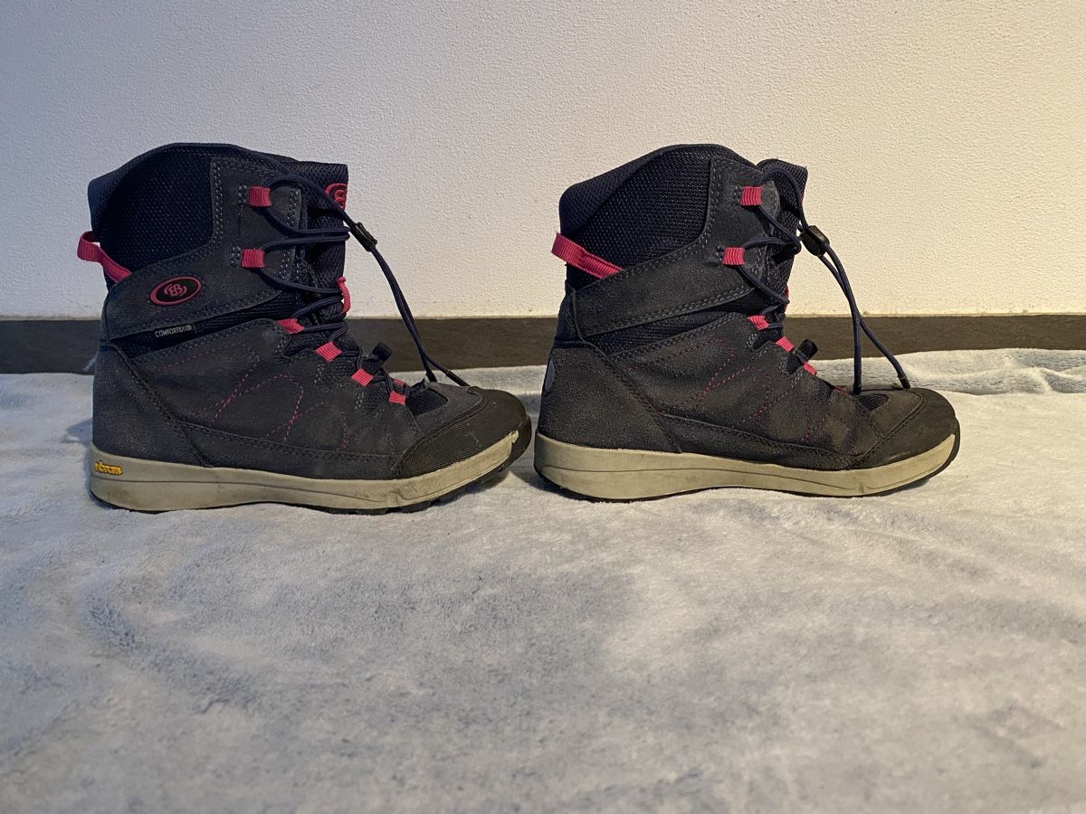 Schuhe für Mädchen: Mädchen-Winterschuhe, selten getragen – Gebraucht aus Urnäsch von Triwal 1
