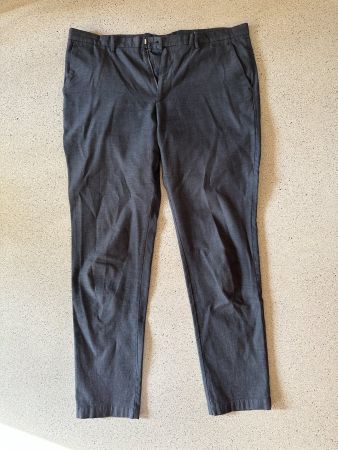 Hose / Chino, Hugo Boss, Gr. 54, grau