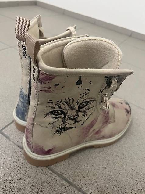 Scarpe da donna: Coole Damenstiefeletten – Usato da Domat/Ems venduto da chrislassi 2
