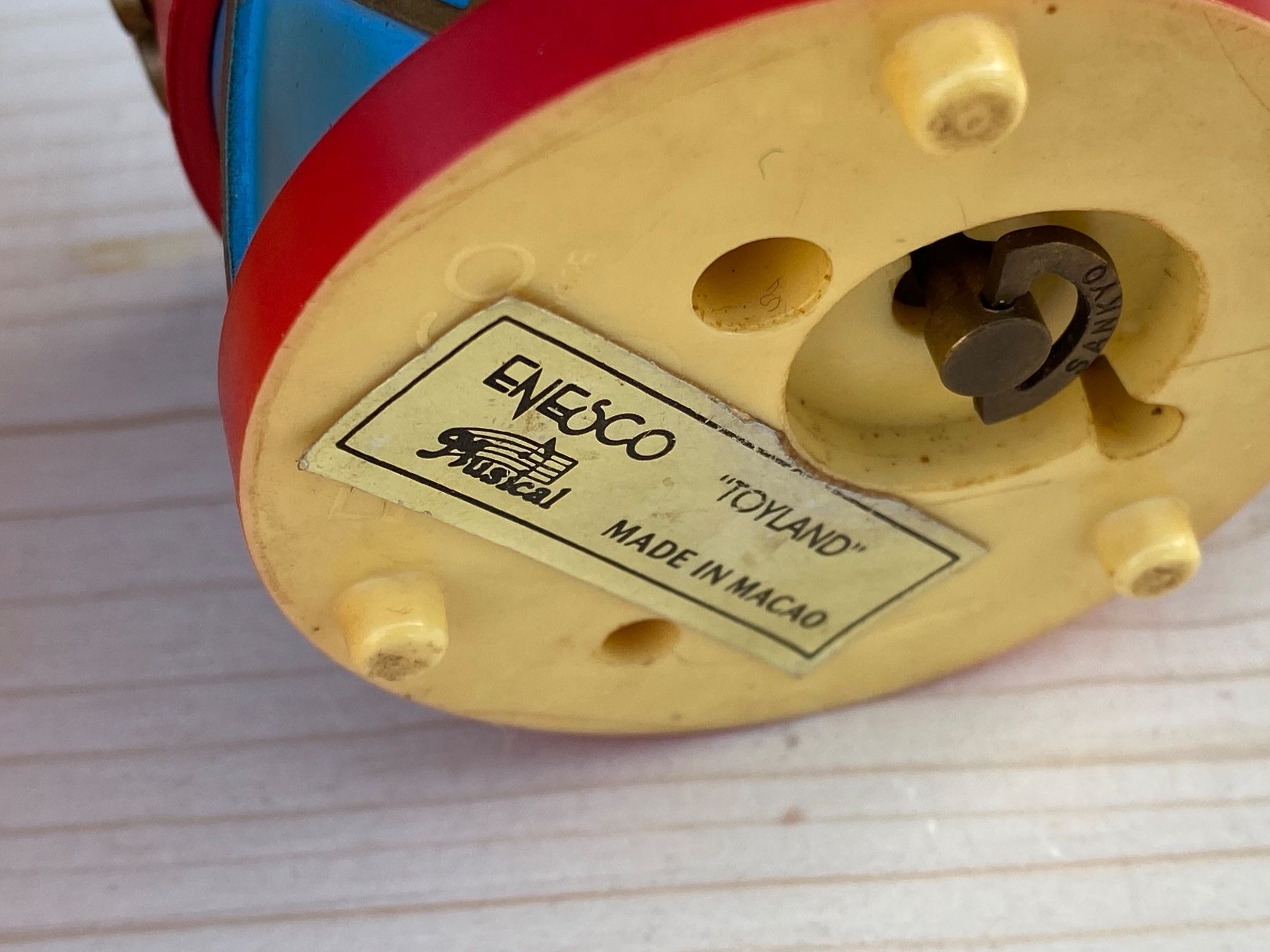 Spieldosen: 2 schöne alte Musikdosen / Spieldosen – Gebraucht aus Feldbach von Olive1 8